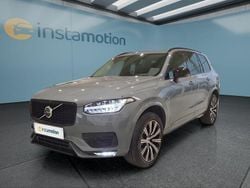 Grau Gebraucht 2022 Volvo XC90 Plus SUV | 51.149 € (Fairer Preis)