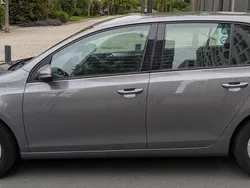 Grau Gebraucht 2009 VW Golf VI Trendline Limousine | 4.500 € (Fairer Preis)