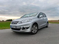 Grau Gebraucht 2005 Honda FR-V Comfort Van / Kleinbus | 1.750 € (Fairer Preis)