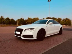 Weiß Gebraucht 2011 Audi A7 Ambiente Kleinwagen | 23.799 € (Teuer)