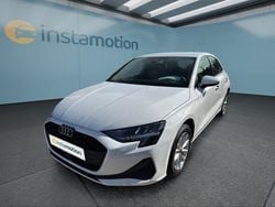Weiß Gebraucht 2025 Audi A3 Sportback Limousine | 28.649 € (Guter Preis)