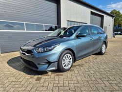 Yucca stahlgrau metallic Neu 2025 Kia Ceed Sportswagon Vision Kombi | 25.090 € (Fairer Preis)