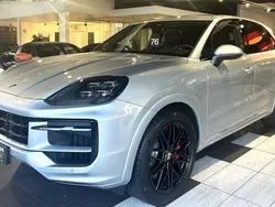 Silber Gebraucht 2024 Porsche Cayenne S Sport SUV | 122.850 € (Fairer Preis)
