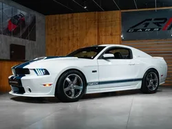 Weiß Gebraucht 2011 Ford Mustang GT | 79.900 €