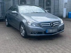 Grau Gebraucht 2009 Mercedes E350 Limousine | 14.500 € (Fairer Preis)