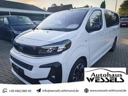 Weiß Gebraucht 2024 Opel Zafira Life S Van | 34.950 € (Superpreis)