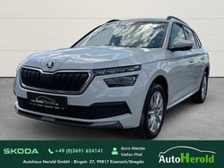 Weiß Gebraucht 2022 Skoda Kamiq Tour SUV | 18.490 € (Guter Preis)
