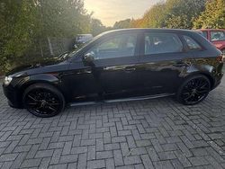 Schwarz Gebraucht 2013 Audi A3 Sportback Attraction Kleinwagen | 6.750 € (Teuer)