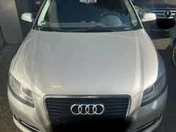 Grau Gebraucht 2010 Audi A3 Sportback Ambition Limousine | 6.000 € (Fairer Preis)