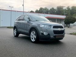 Grau Gebraucht 2012 Chevrolet Captiva LTZ SUV | 8.300 € (Fairer Preis)