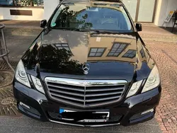 Schwarz Gebraucht 2009 Mercedes E250 AMG Limousine | 12.900 € (Fairer Preis)