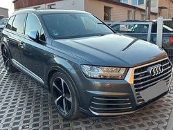 Grau Gebraucht 2017 Audi SQ7 Sport SUV | 27.900 € (Guter Preis)