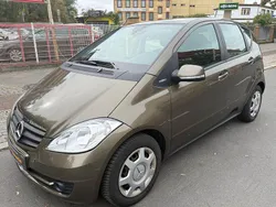 Braun Gebraucht 2011 Mercedes A160 Van / Kleinbus | 5.480 € (Fairer Preis)