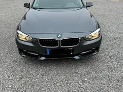 Grau Gebraucht 2014 BMW 320 Kombi | 17.000 €