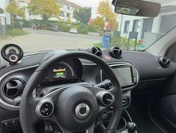 Rot Gebraucht 2021 Smart ForTwo Electric Drive Kleinwagen | 10.500 € (Fairer Preis)