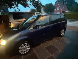 Blau Gebraucht 2004 VW Touran Van / Kleinbus | 2.300 € (Guter Preis)