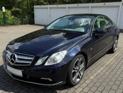 Blau Gebraucht 2009 Mercedes E250 Limousine | 9.750 € (Etwas zu teuer)