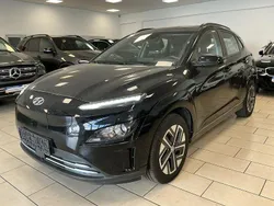 Schwarz Gebraucht 2022 Hyundai Kona Select SUV | 16.980 € (Guter Preis)