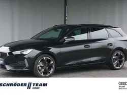 Mitternachtsschwarz Gebraucht 2024 Cupra Leon Kombi | 29.990 € (Superpreis)
