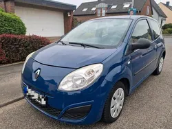 Blau Gebraucht 2008 Renault Twingo Kleinwagen | 2.050 €