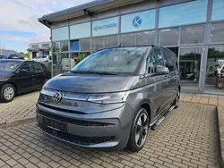 Grau Gebraucht 2023 VW T7 Edition Van | 49.990 € (Guter Preis)