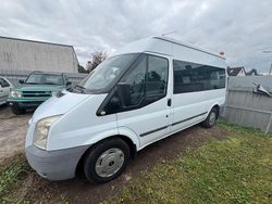 Weiß Gebraucht 2014 Ford Transit Kombi | 3.333 € (Teuer)