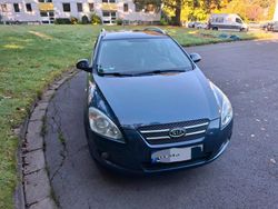 Blau Gebraucht 2007 Kia Ceed 2 Limousine | 2.450 €