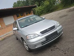 Silber Gebraucht 1999 Opel Astra Limousine | 1.650 € (Fairer Preis)