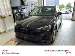 Mythosschwarz metallic Gebraucht 2022 Audi Q3 Advanced SUV | 33.449 € (Fairer Preis)