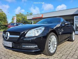 Schwarz (metallic) Gebraucht 2015 Mercedes SLK200 Cabrio | 22.850 € (Etwas zu teuer)