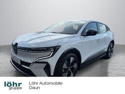 Weiß Gebraucht 2022 Renault Mégane Equilibre Limousine | 18.980 € (Superpreis)
