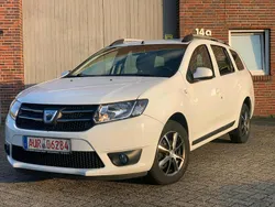 Weiß Gebraucht 2013 Dacia Logan Limousine | 4.000 €