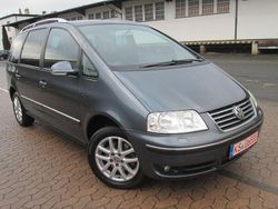 Grau Gebraucht 2006 VW Sharan Trendline Van / Kleinbus | 6.495 € (Teuer)