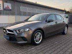 Grau Gebraucht 2019 Mercedes A200 Limousine | 18.890 € (Guter Preis)