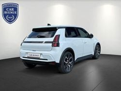 Weiß Neu 2025 Renault 5 E-Tech Komfort Limousine | 35.790 € (Etwas zu teuer)