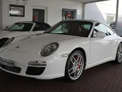 Weiß Gebraucht 2010 Porsche 911 Carrera S Coupé | 53.911 €