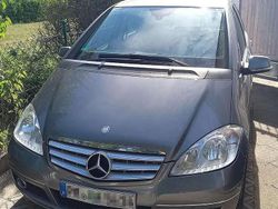 Grau Gebraucht 2011 Mercedes A160 Classic Limousine | 5.000 € (Teuer)