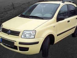 Gelb Gebraucht 2004 Fiat Panda Kleinwagen | 2.900 € (Etwas zu teuer)