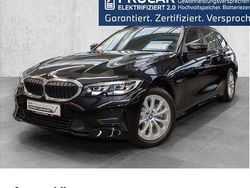 Schwarz Gebraucht 2022 BMW 320e Advantage Kombi | 28.490 € (Fairer Preis)