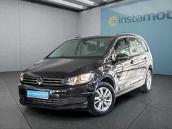 Schwarz Gebraucht 2024 VW Touran Van / Kleinbus | 30.449 € (Guter Preis)