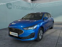 Blau Neu 2025 Ford Focus Limousine | 24.649 € (Superpreis)