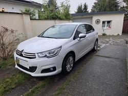 Weiß Gebraucht 2016 Citroën C4 PureTech Limousine | 6.100 € (Guter Preis)