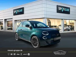 Grün Gebraucht 2023 Fiat 500e La Prima Kleinwagen | 24.990 € (Teuer)