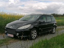 Farbe schwarz obsidan Gebraucht 2007 Peugeot 307 Kombi | 2.750 € (Fairer Preis)
