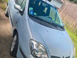 Grau Gebraucht 2001 Renault Scénic Van / Kleinbus | 400 € (Guter Preis)