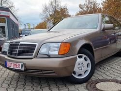 Bronze (metallic) Gebraucht 1993 Mercedes 300 SE Limousine | 17.777 €