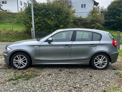 Grau Gebraucht 2010 BMW 116 Kleinwagen | 4.000 € (Fairer Preis)