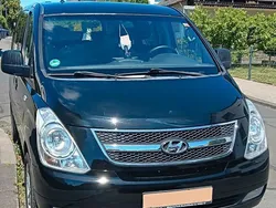 Schwarz Gebraucht 2009 Hyundai H-1 Van / Kleinbus | 9.850 € (Fairer Preis)