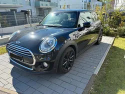 Schwarz Gebraucht 2015 Mini Cooper Kleinwagen | 16.490 € (Etwas zu teuer)