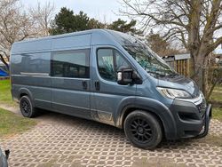Grau Gebraucht 2018 Citroën Jumper Business Class Van / Kleinbus | 20.000 €